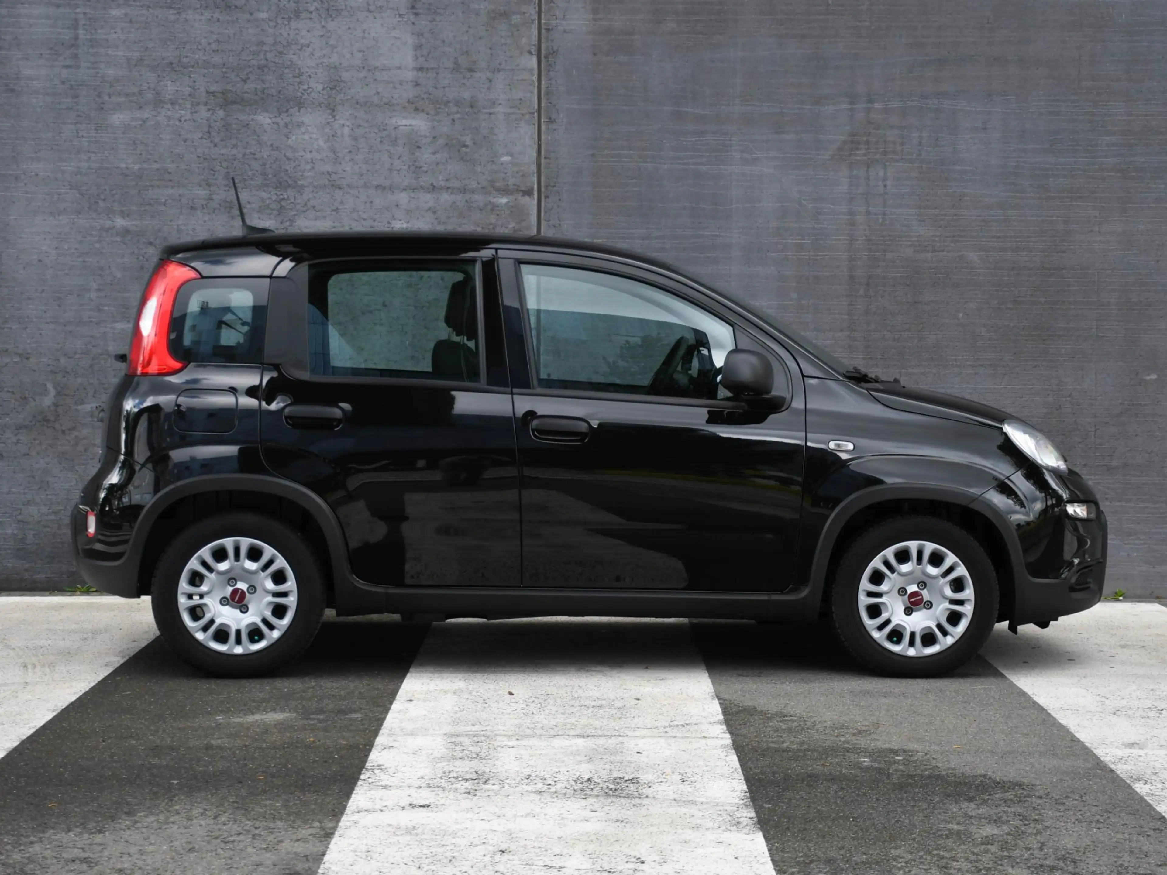 Fiat Panda Urban 1.0 Hybrid 70pk PDC ACHTER | DAB RADIO | AIR — photo 4