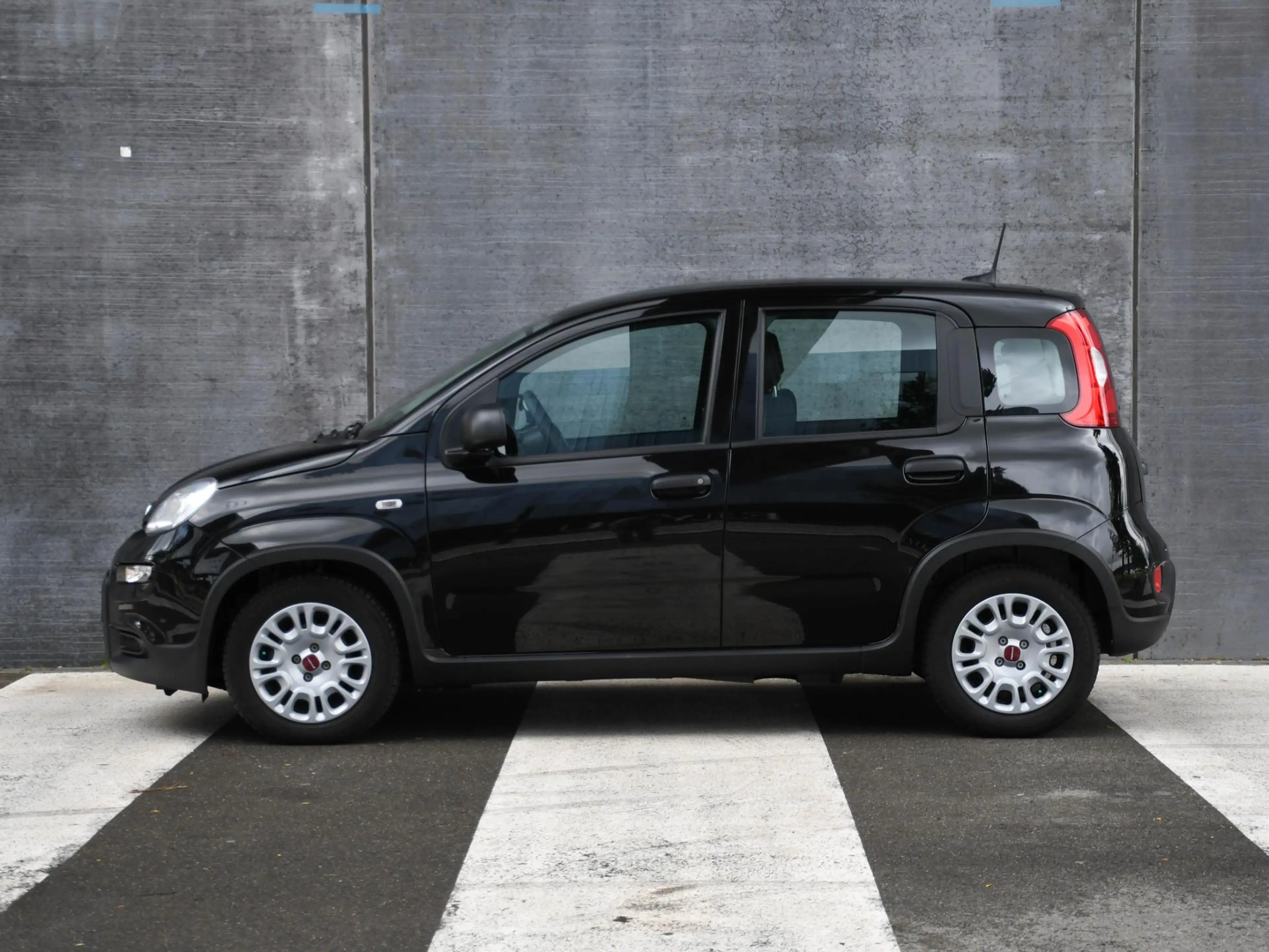 Fiat Panda Urban 1.0 Hybrid 70pk PDC ACHTER | DAB RADIO | AIR — photo 3