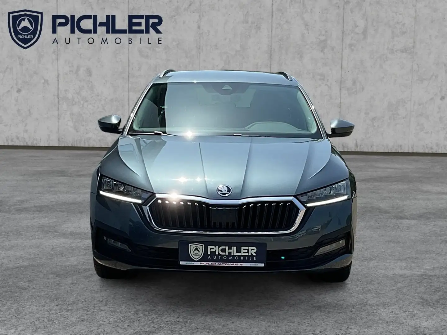 Skoda Octavia Ambition TDI Grijs - 2