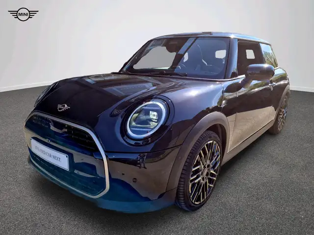 MINI Cooper C Favoured Trim