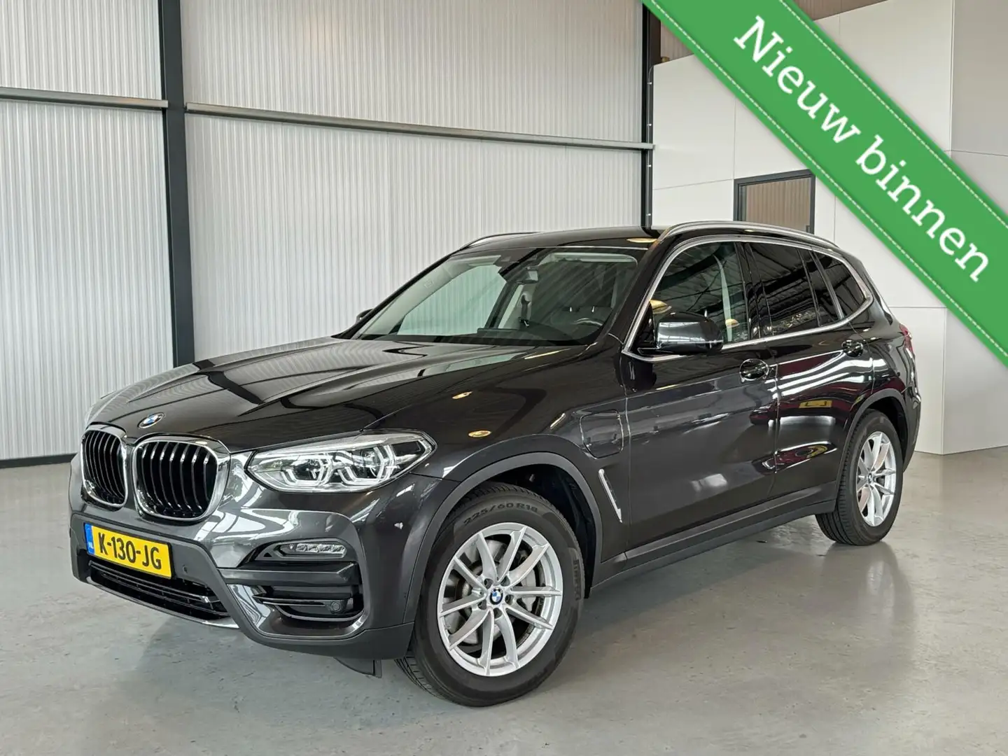 BMW X3 xDrive30e High Executive|Camera|Sportstoelen|CarPl Grigio - 1