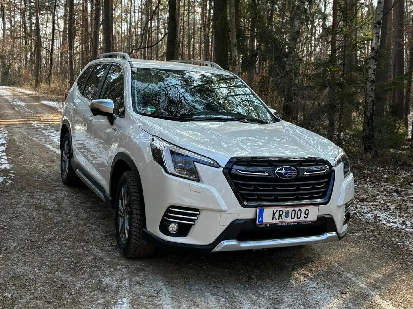Subaru Forester Style Xtra Weiß - 1