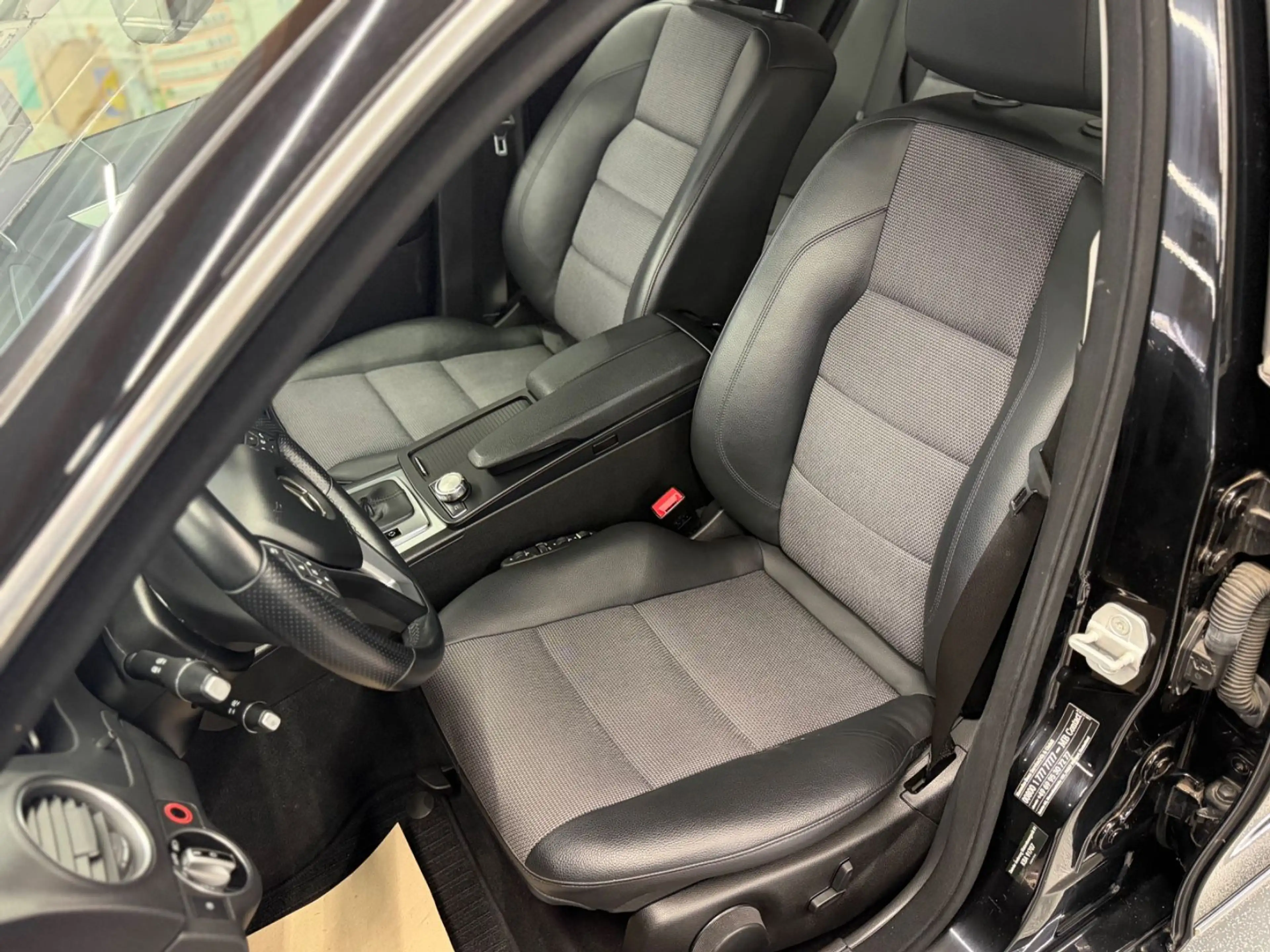 Mercedes-Benz C 220 CDI Lim. Avantgarde Aut. Leder Bi-Xeno — photo 13