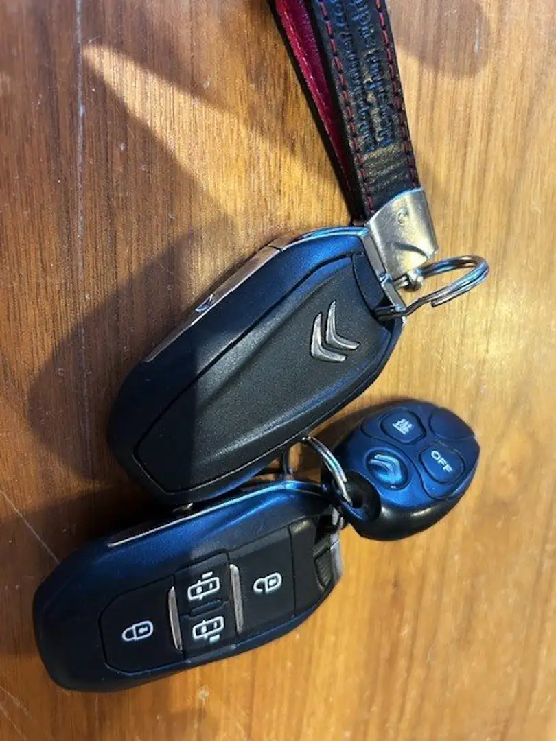 Citroen Spacetourer VIP längster Radstand/Standheiz/AHK/Zahnrie neu Weiß - 2