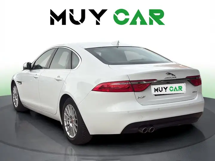 Jaguar XF 2017, foto 5