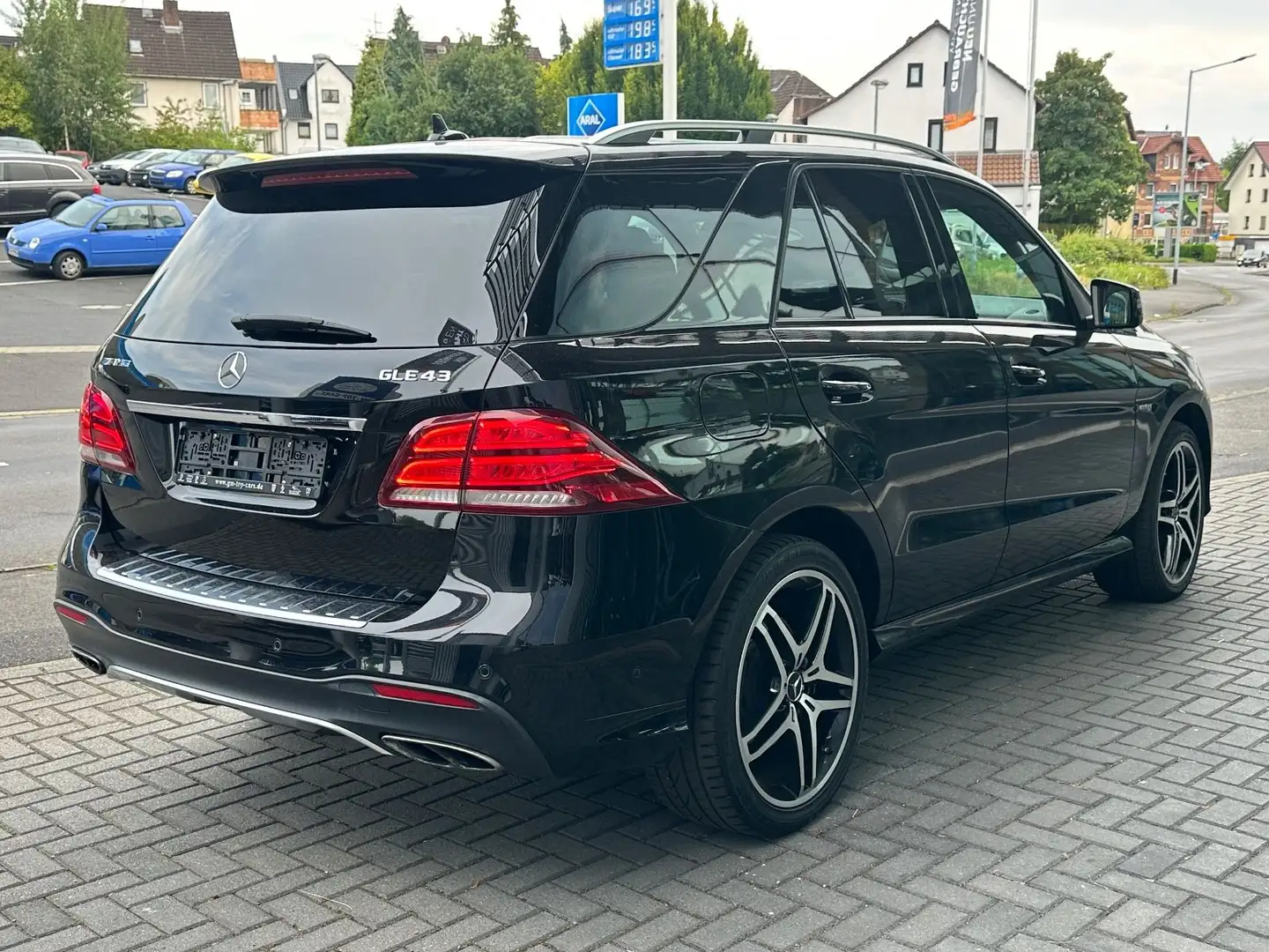 Mercedes-Benz GLE 450 /43 AMG 4 MATIC STANDHZG LED KAMERA Schwarz - 1
