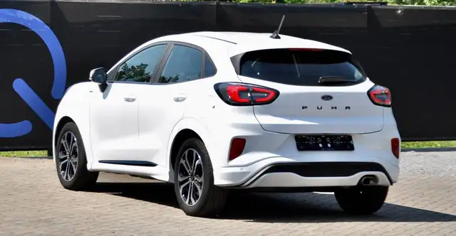 Ford Puma view 3