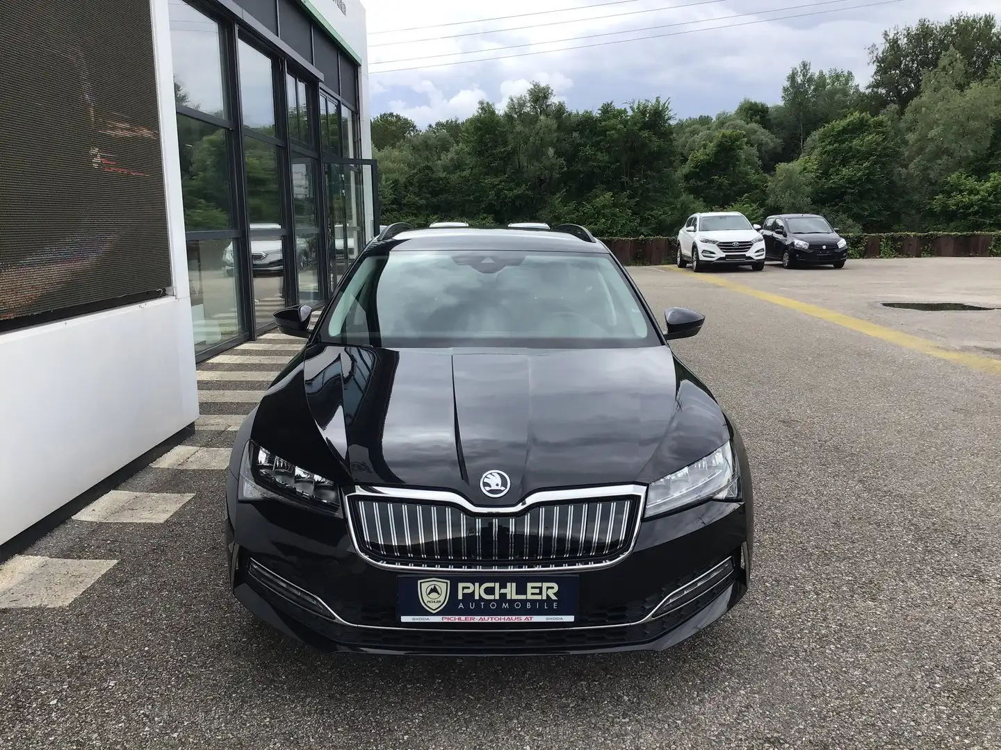 Skoda Superb iV Style DSG Schwarz - 2