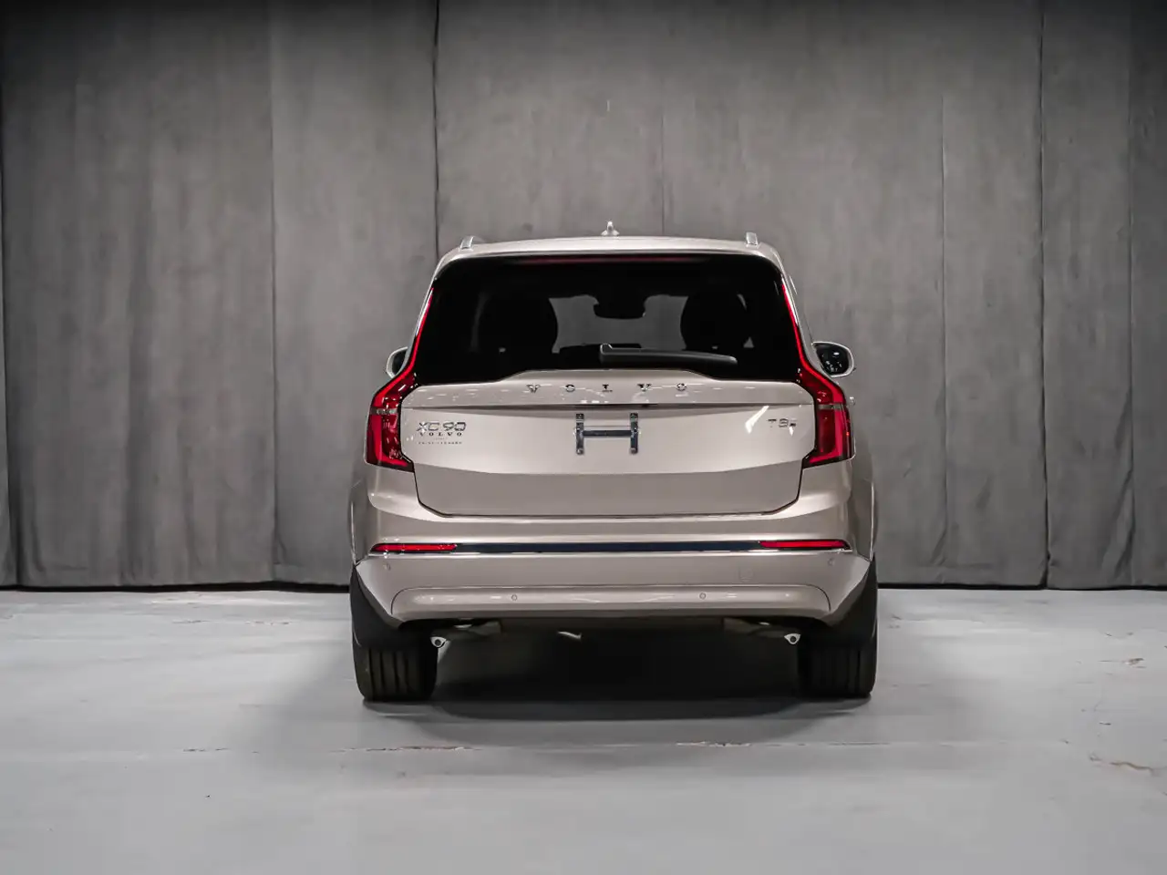 Volvo XC90 снимка Volvo XC90