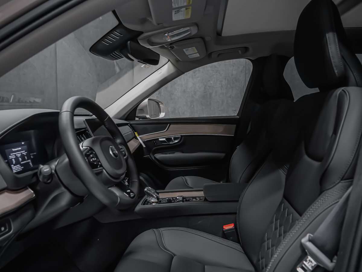 2026 Volvo XC90 Plus 7-Seater (Bright Theme) thumb 14