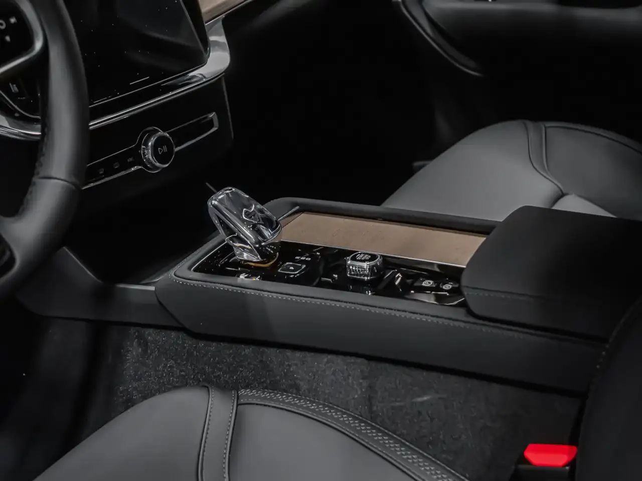 Volvo XC90 снимка Volvo XC90