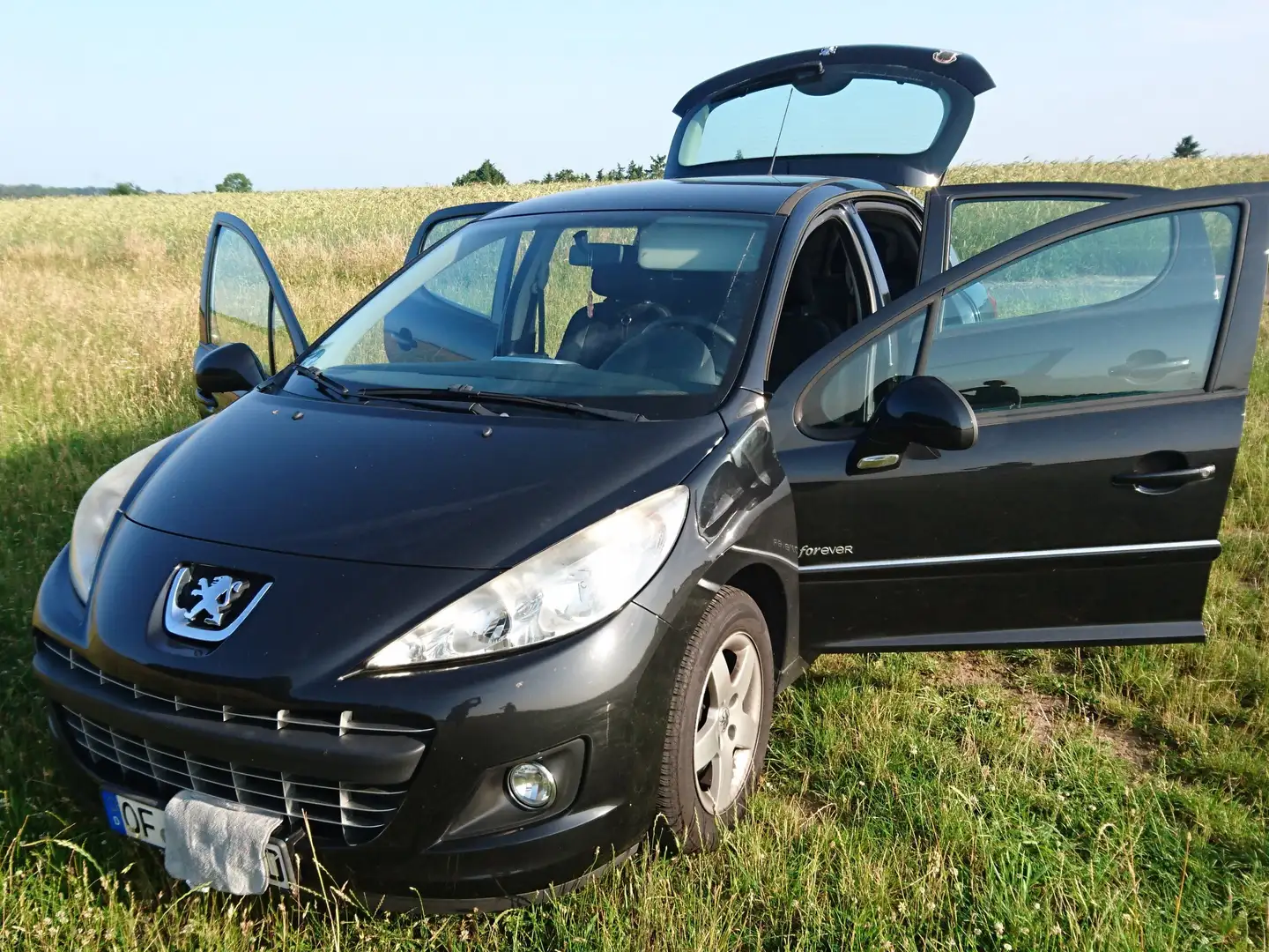 Peugeot 207 207  5-Türer 95 VTi forever Schwarz - 1