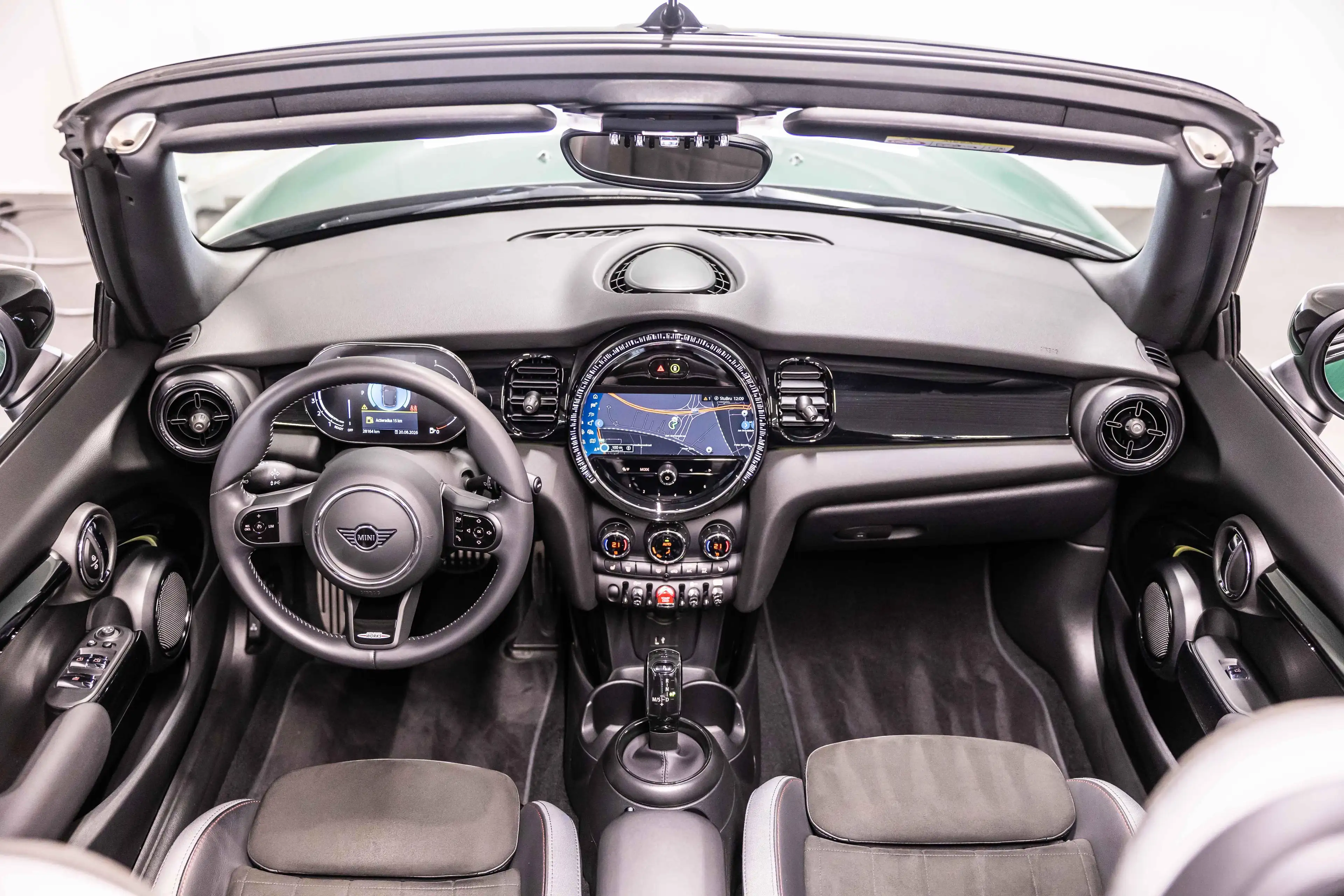 MINI Cooper Cabrio JCW trim — photo 8