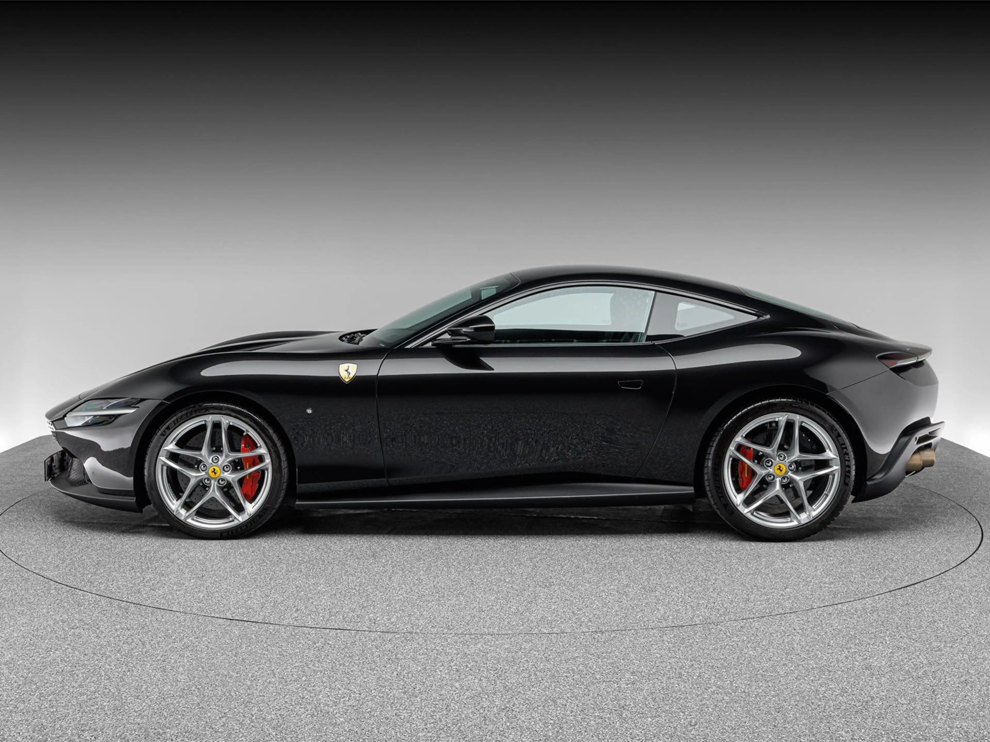 Ferrari Roma — photo 2