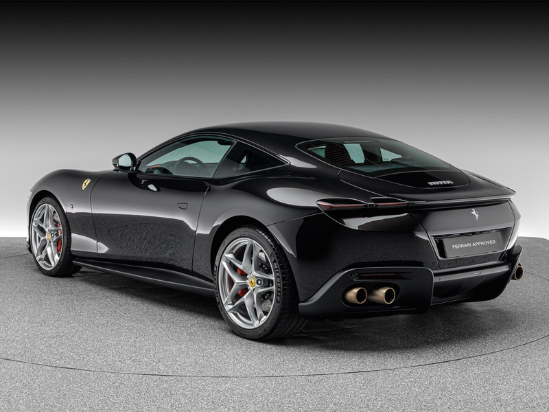 Ferrari Roma — photo 3