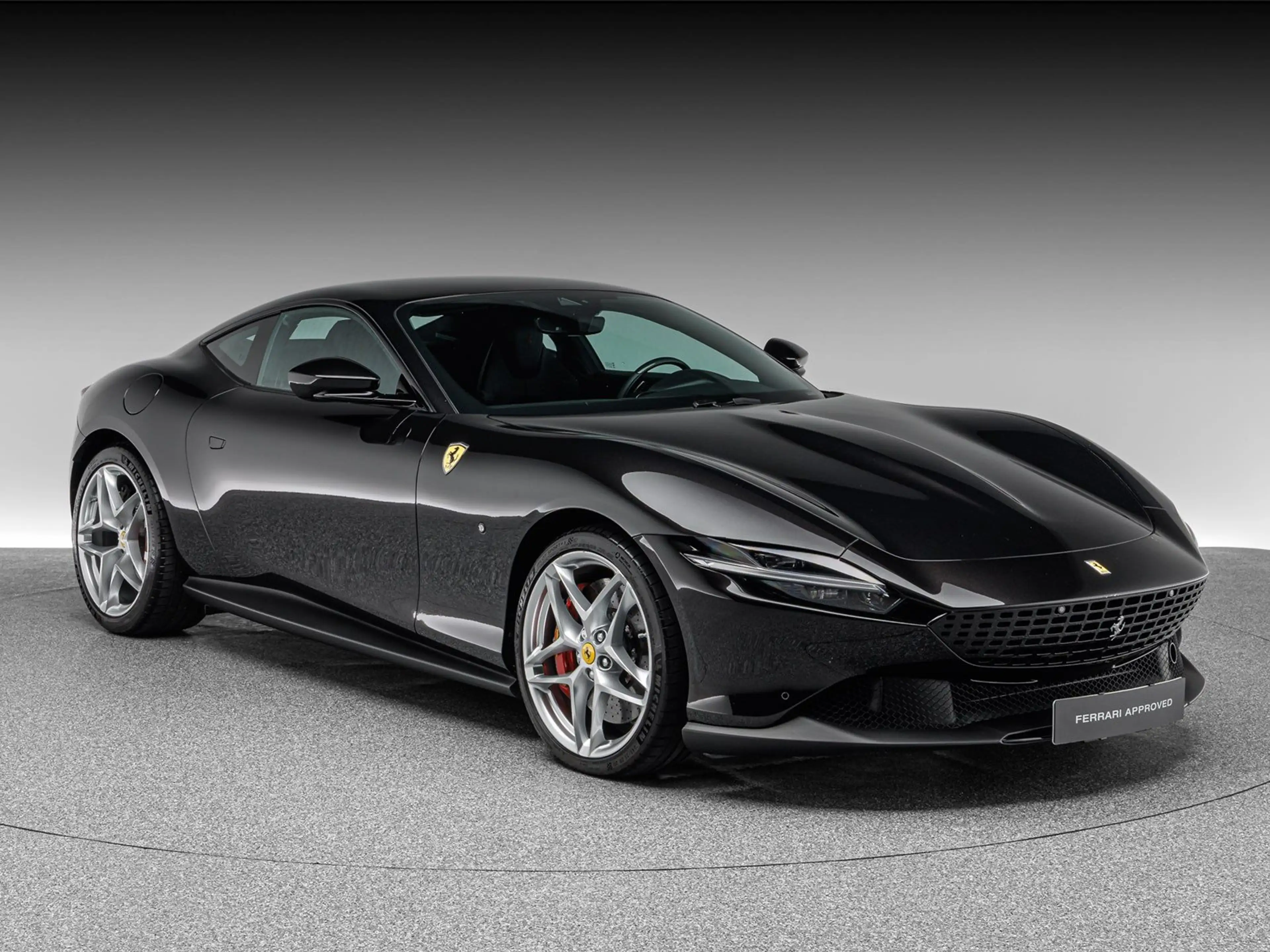 Ferrari Roma — photo 9