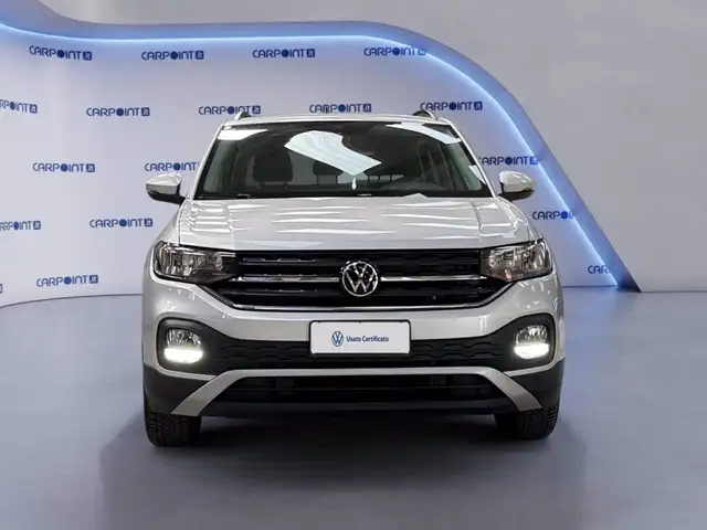 Volkswagen T-Cross view 9