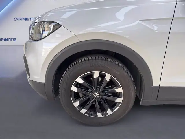 Volkswagen T-Cross view 15