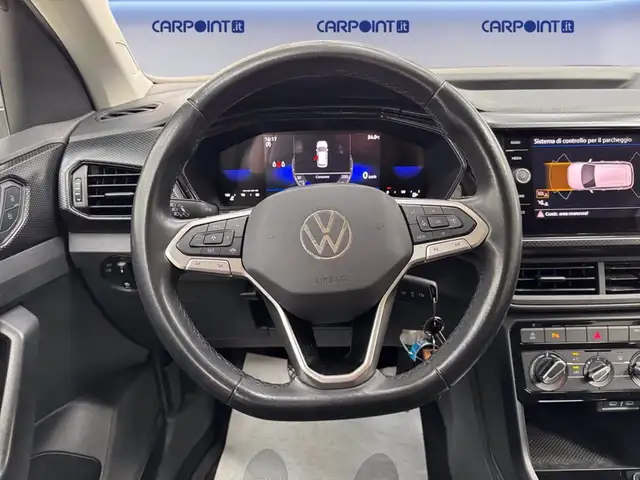 Volkswagen T-Cross view 13