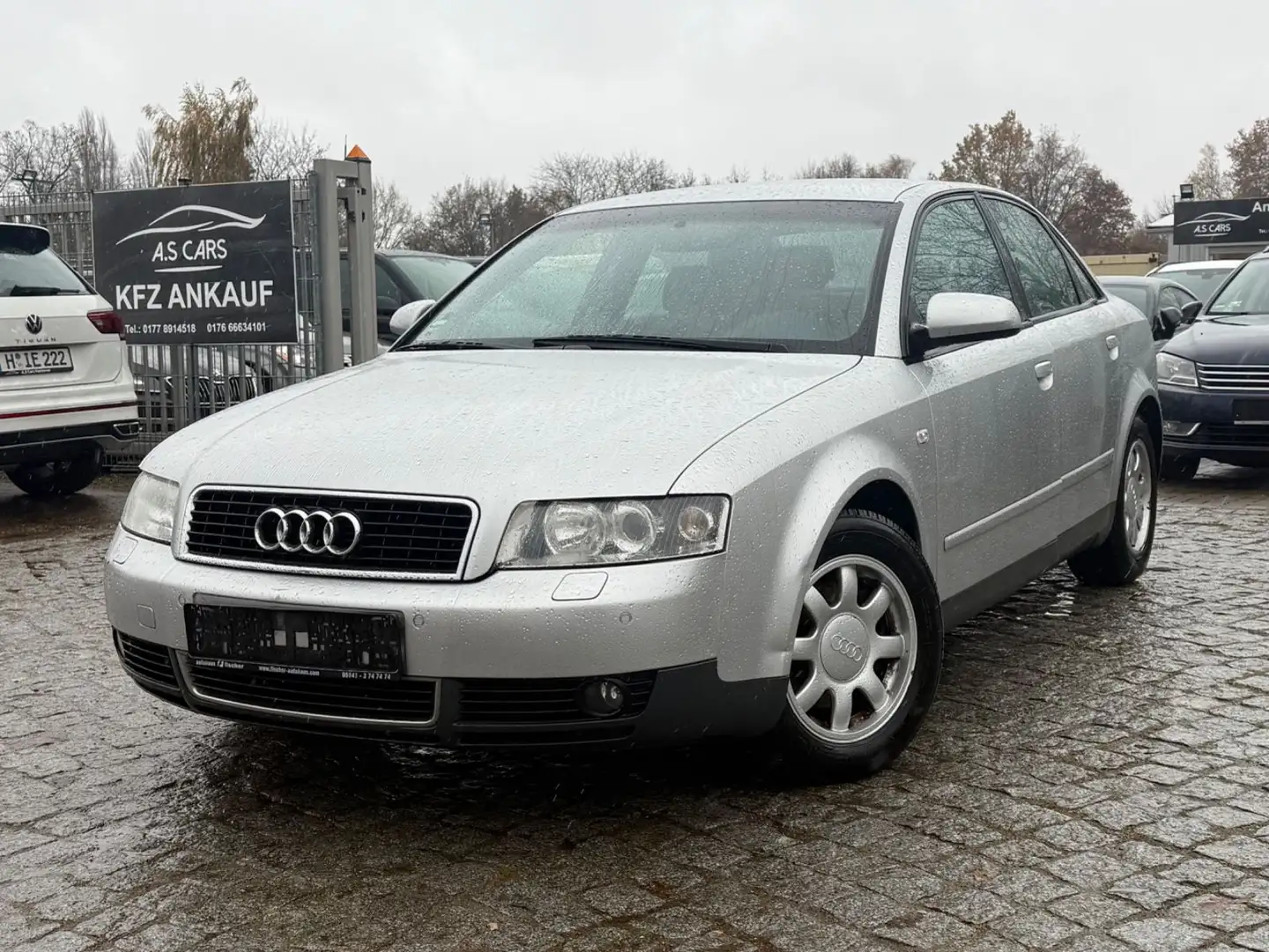 Audi A4 2.0*Klima*Aluf*EFH*ZV*Euro4 Silber - 1