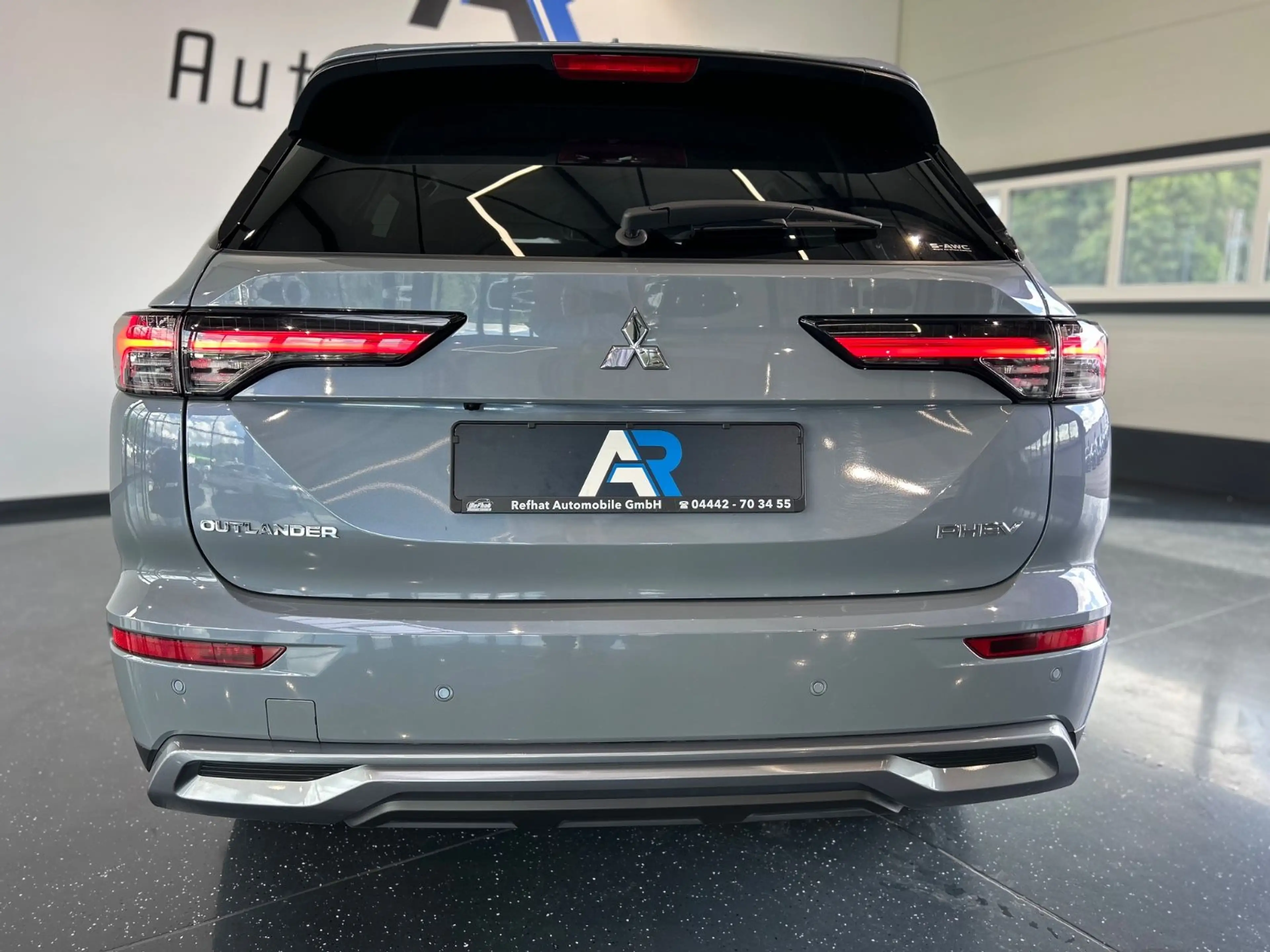 Mitsubishi Outlander 2.4 PHEV S-AWC*VOLL* — photo 7
