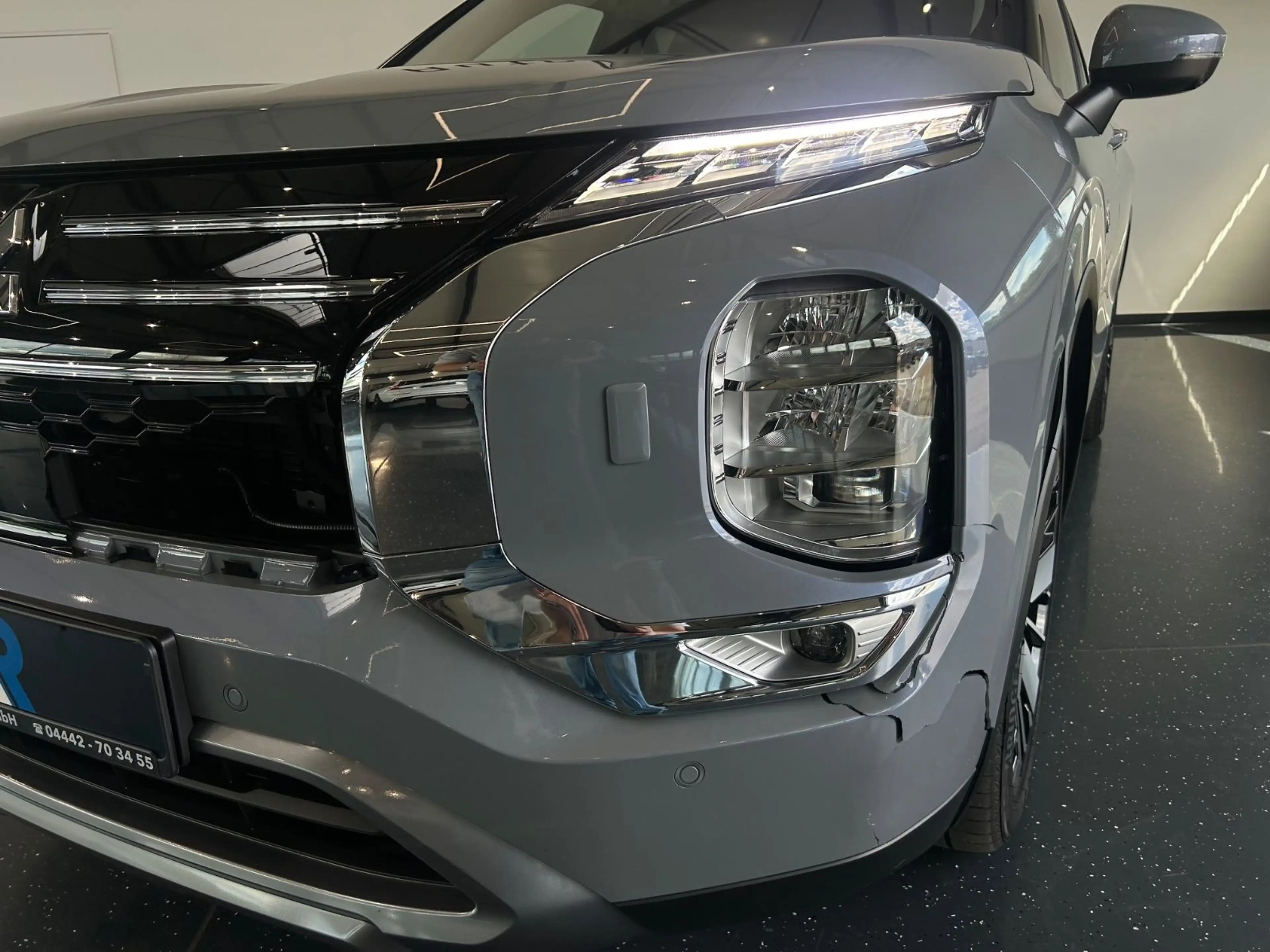 Mitsubishi Outlander 2.4 PHEV S-AWC*VOLL* — photo 3
