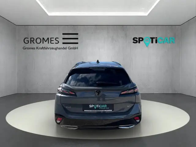 Peugeot 308 SW view 4