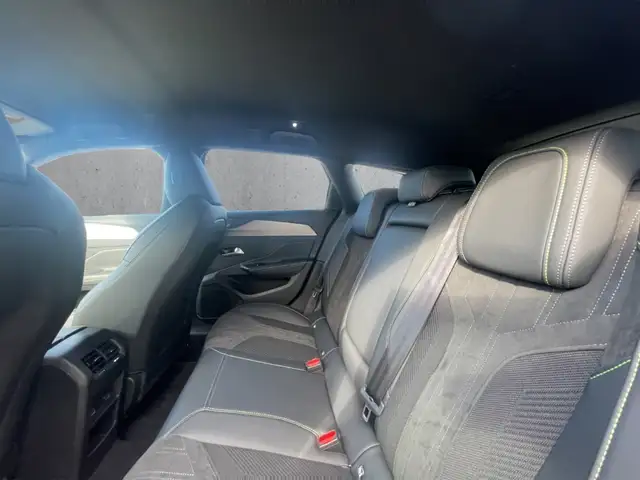 Peugeot 308 SW view 8