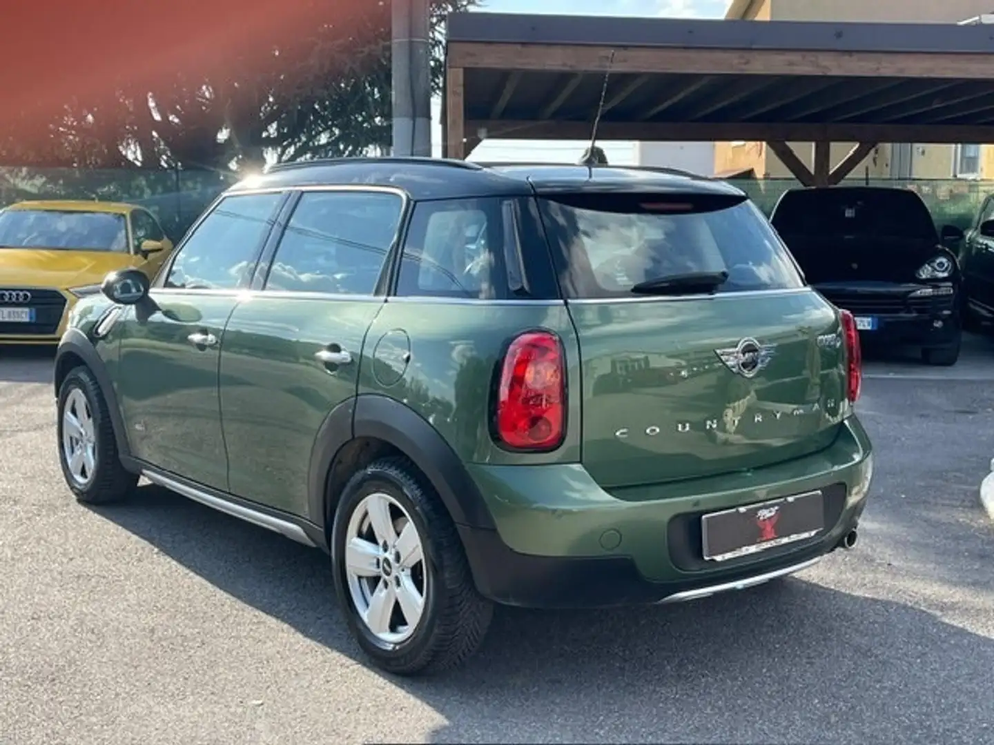 MINI Cooper D Countryman Mini 2.0 Cooper D Business XL Countryman ALL4 Auto Зелений - 2