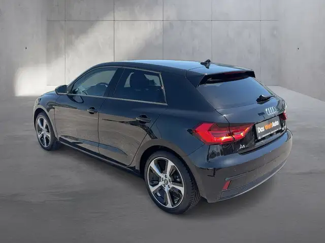 Audi A1 view 3