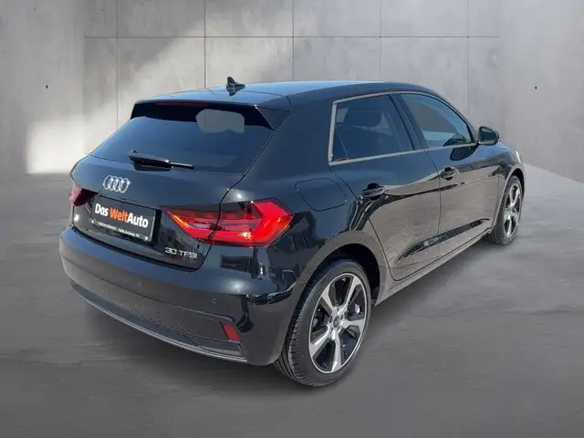 Audi A1 view 5