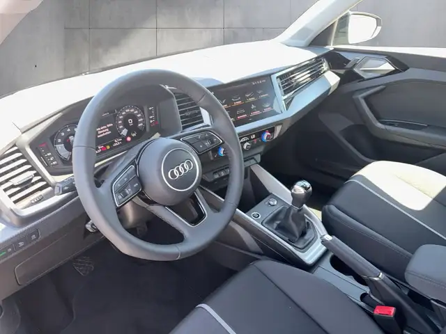 Audi A1 view 9
