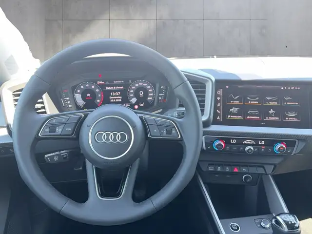 Audi A1 view 10