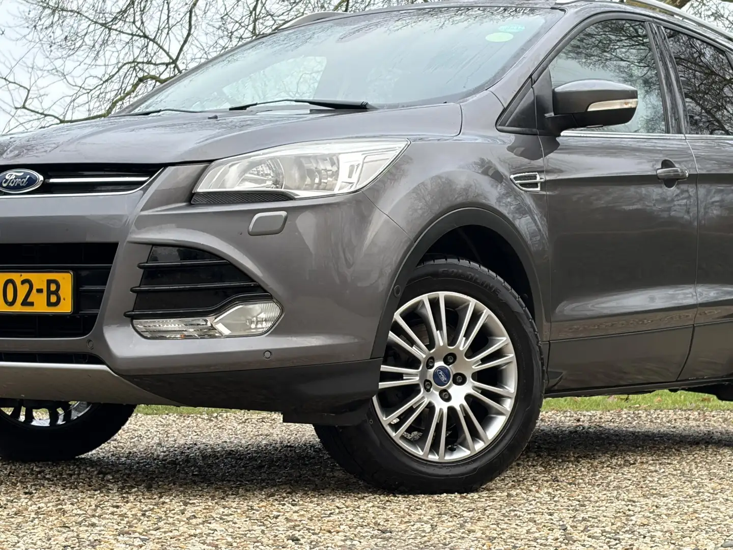Ford Kuga 1.6 Titanium Plus, Camera, Navi, Trekhaak Gris - 2