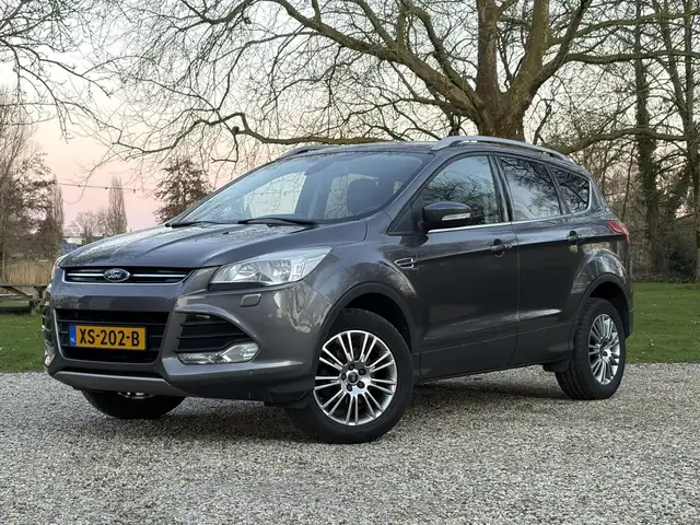 Ford Kuga 1.6 Titanium, Trekhaak *Distributie+Banden+Remmen*