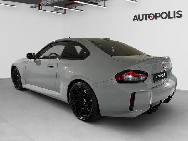 BMW M2 view 13