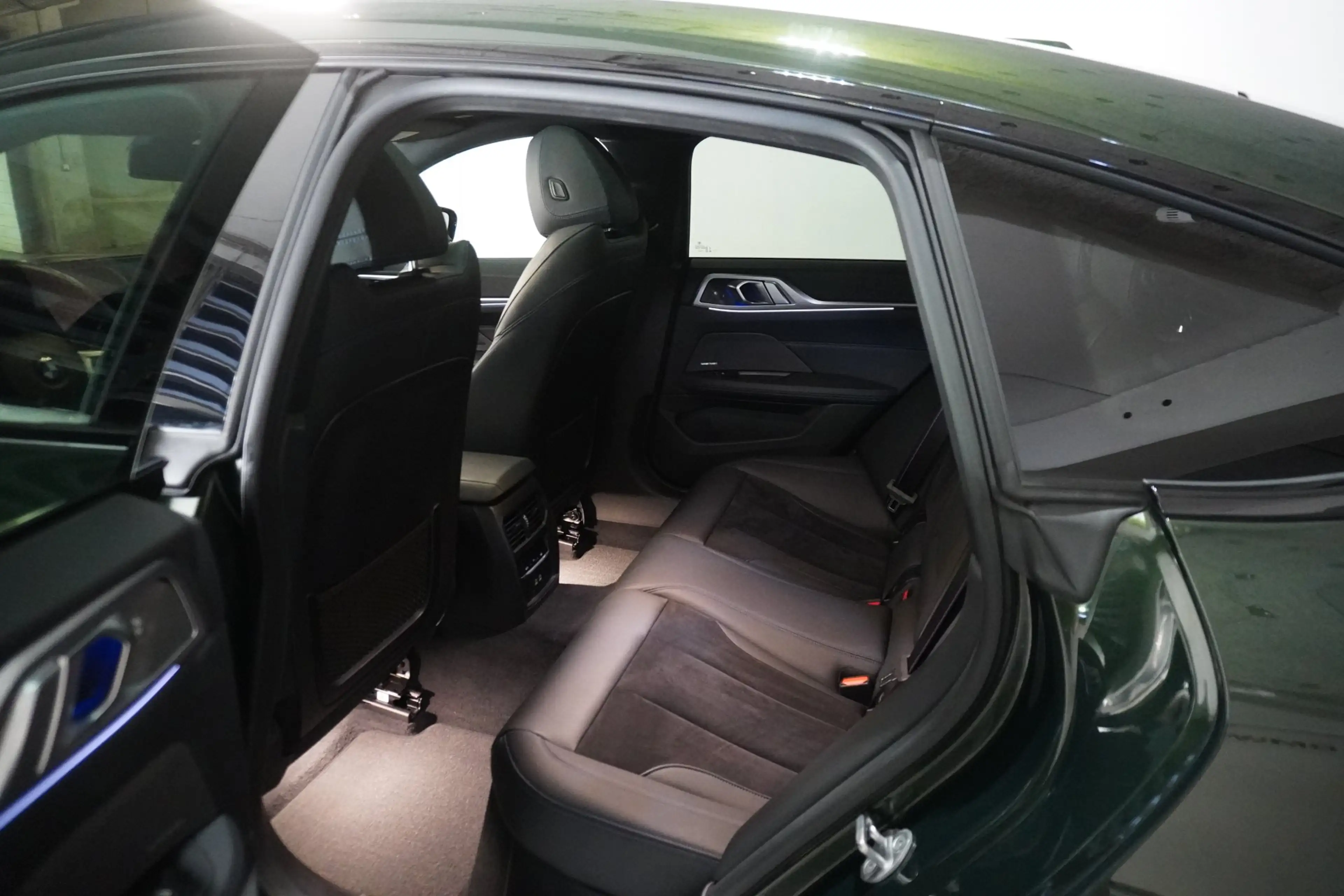 BMW 420 i — photo 8