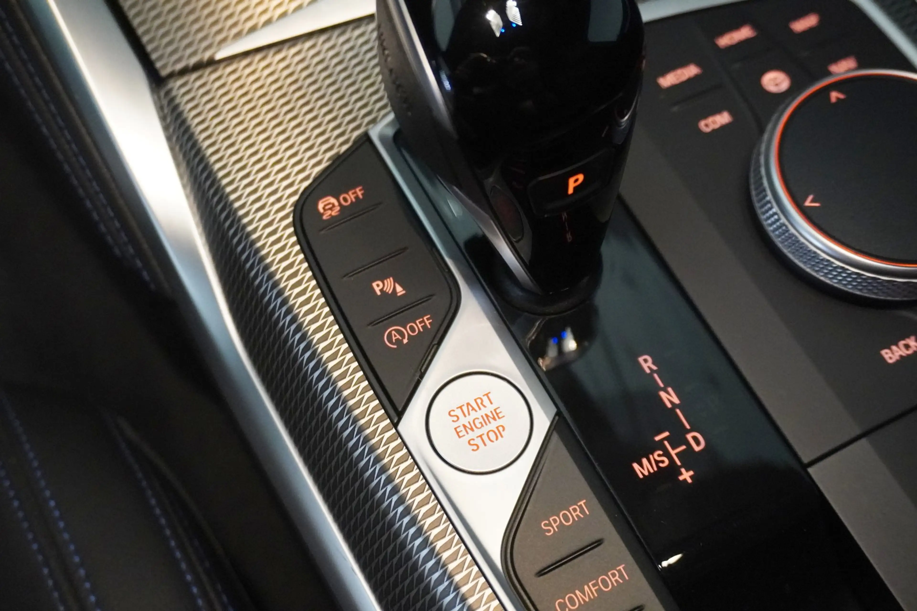 BMW 420 i — photo 14