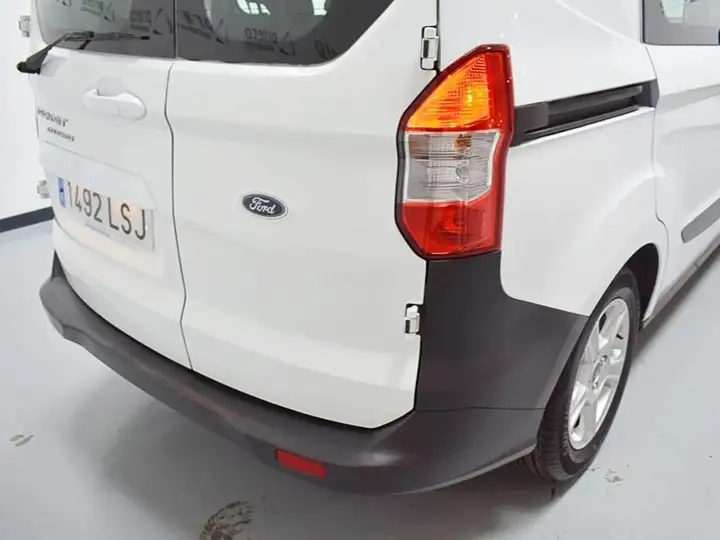 Ford 2021, foto 32