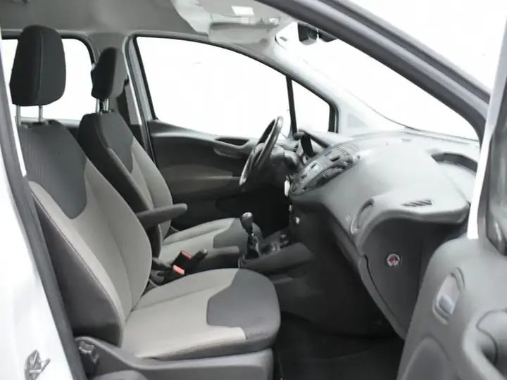 Ford 2021, foto 37