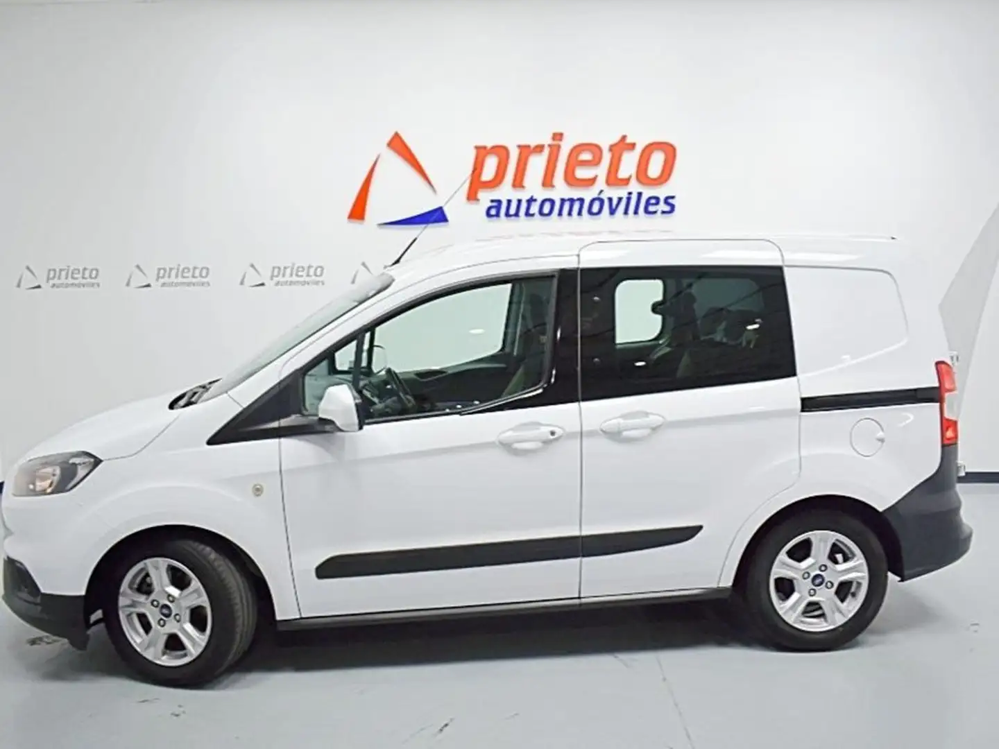 Ford Courier 1.5 TDCi 74kW 100CV Sport Blanco - 2