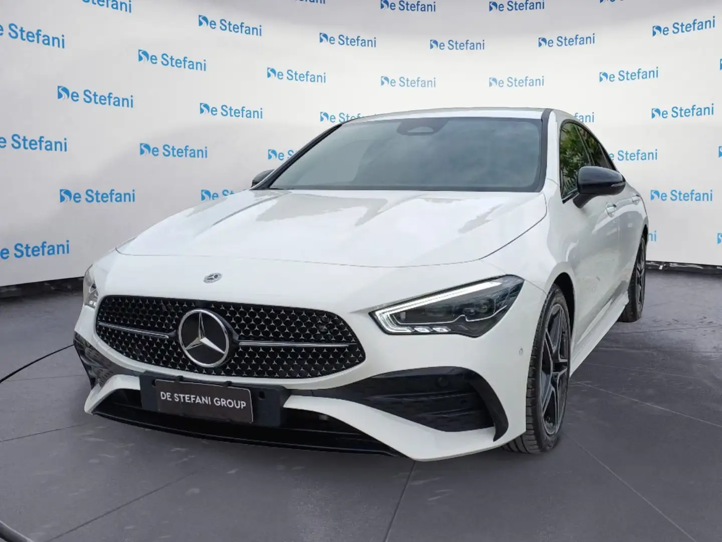 Mercedes-Benz CLA 180 CLA 180 d AMG Line Advanced Plus NIGHT-PACK Alb - 1