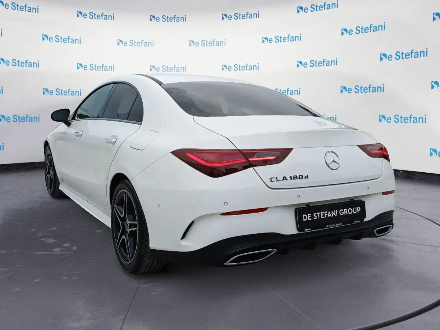 Mercedes-Benz CLA 180 CLA 180 d AMG Line Advanced Plus NIGHT-PACK Alb - 2