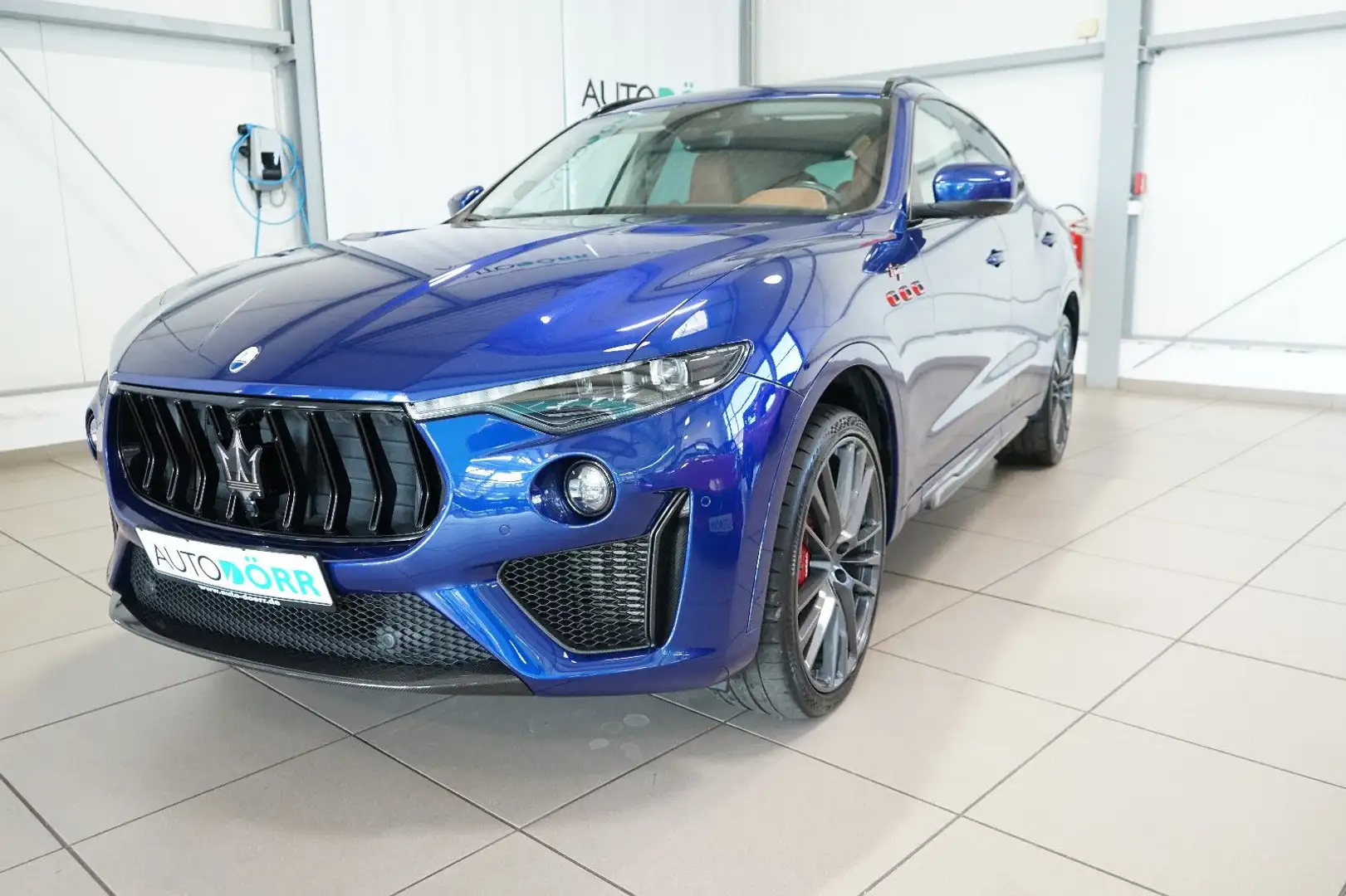 Maserati Levante Trofeo Pano+Bowers&Wilkins+360°+LED+SHZ Blau - 1