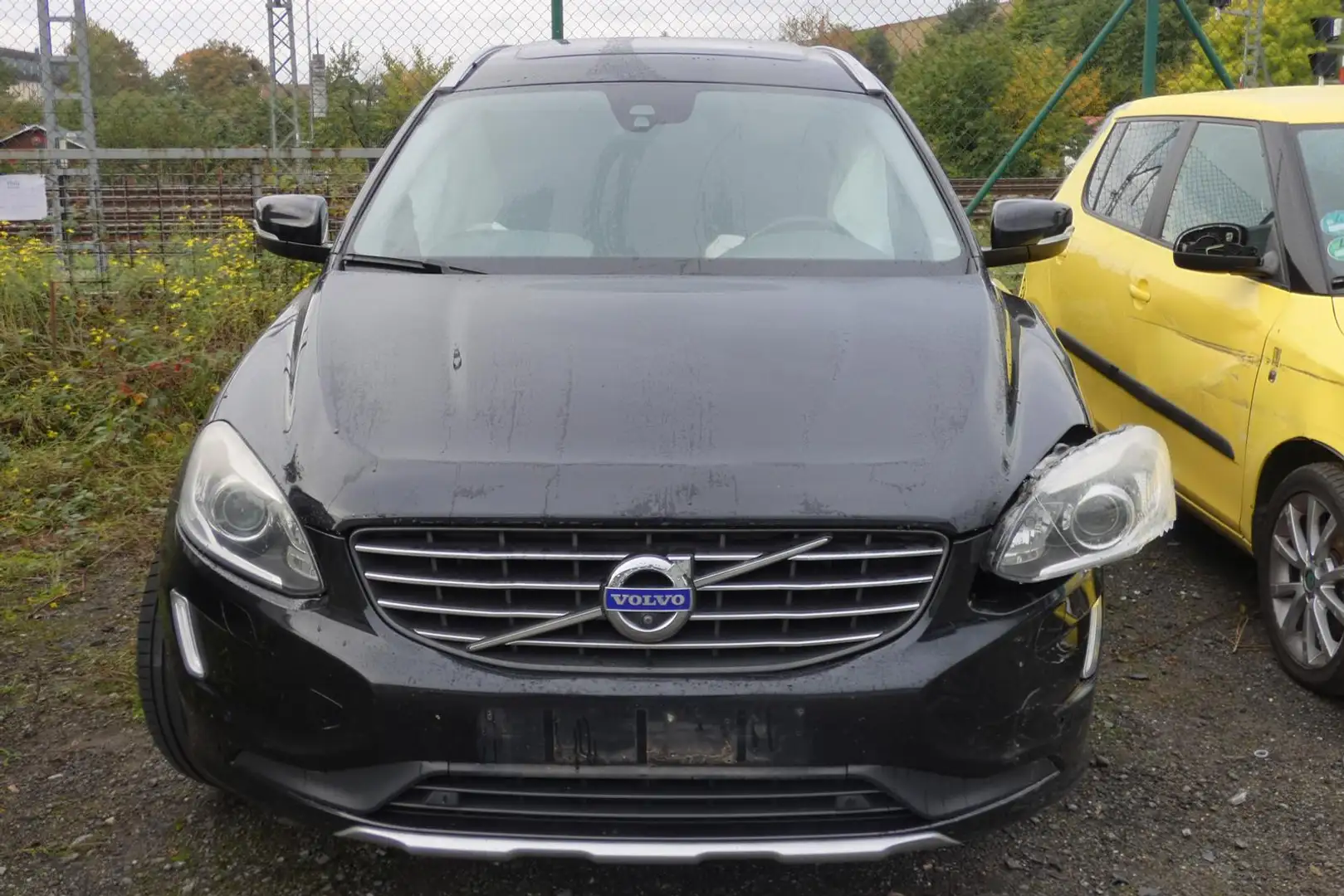 Volvo XC60 2.4 Diesel 'Summum AWD' #PANO #NAVI #KAM Zwart - 2