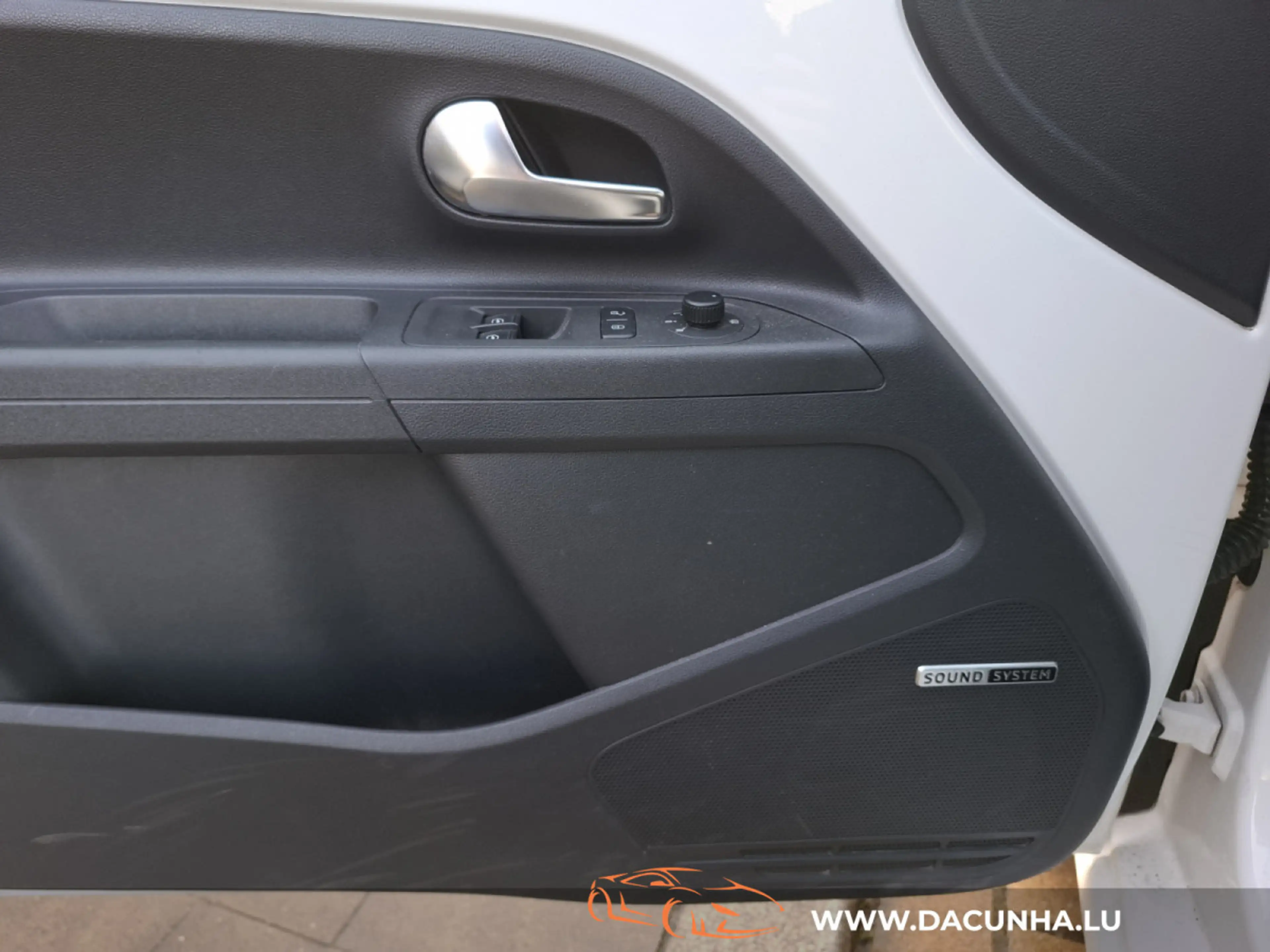 Skoda Citigo 1.0 FUN!!, CLIMA AUTO, SIEGES CHAUFF., PDC, BLUETO — photo 10