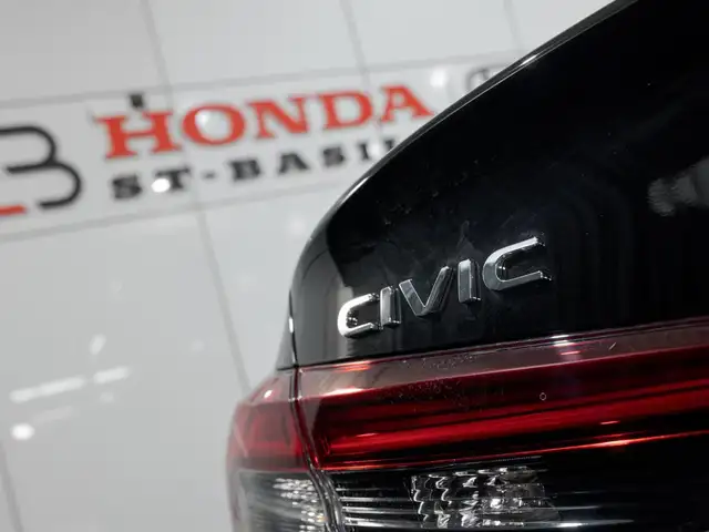 Honda Civic 2026 — photo 4