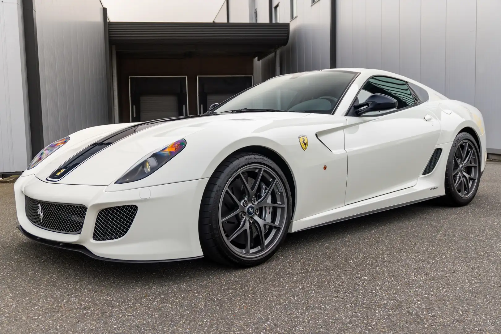 Ferrari 599 GTO - Bianco Avus - 1 of 599 Gris - 2