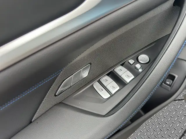 BMW i4 Gran Coupe Gran Coupe eDrive  40 M-Sport KAM Ansicht 11