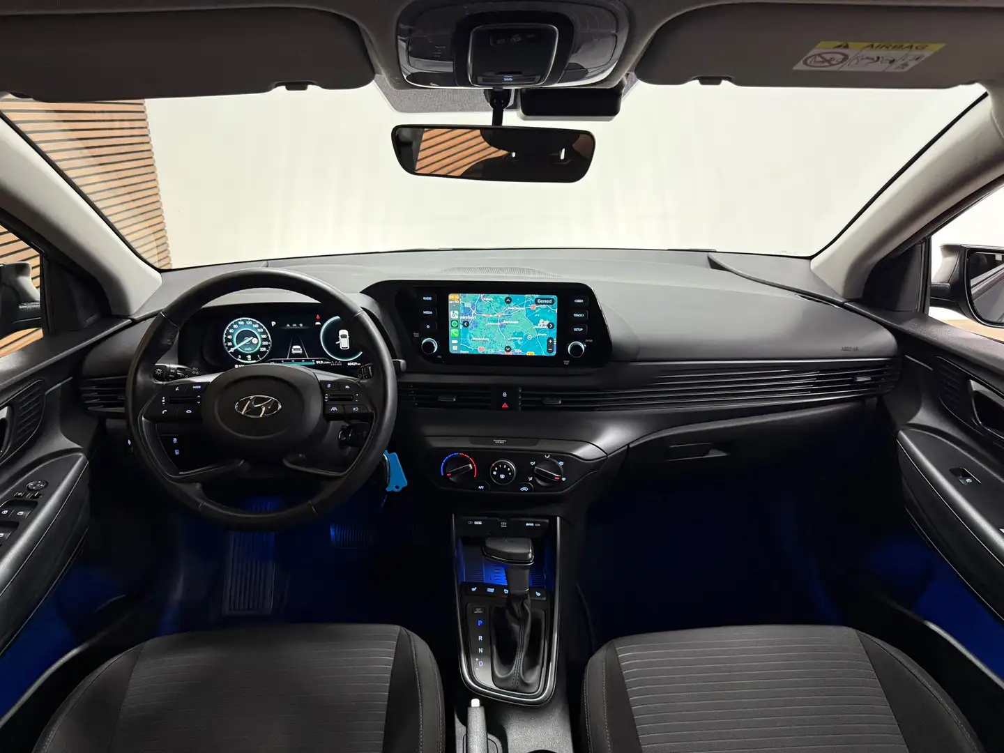 Hyundai i20 1.0 T-GDI Comfort | Camera | Carplay | LED | Stoel Zwart - 2